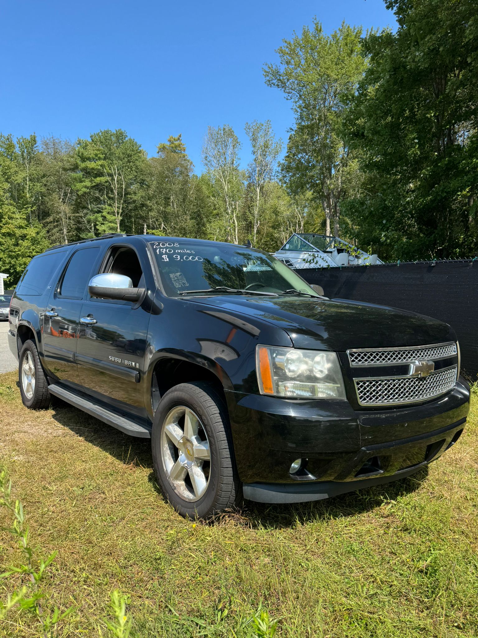 
								2008 Chevy Surb, $9.000 full									