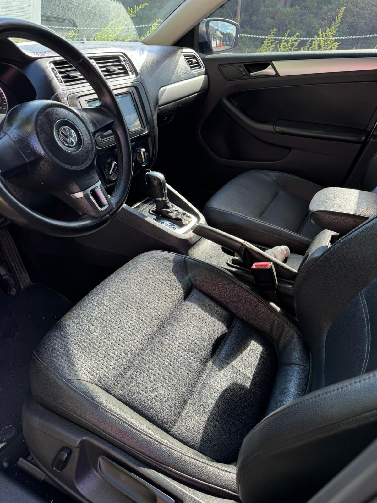 
								2013 VW Jetta, $5500 full									