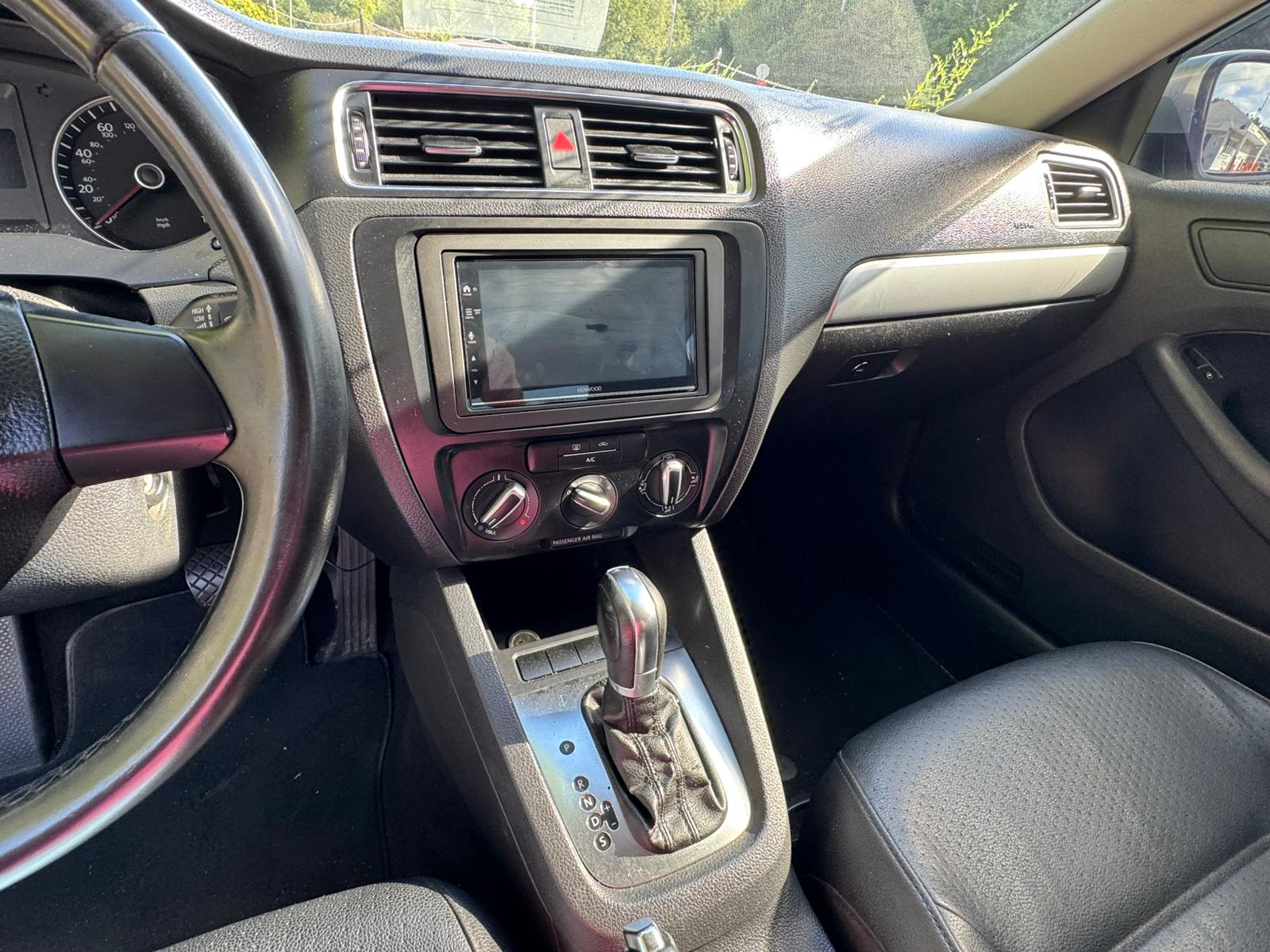 
								2013 VW Jetta, $5500 full									