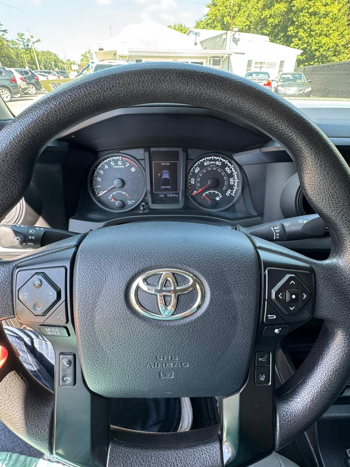 
								2019 Toyo Tacoma, $26,000 full									