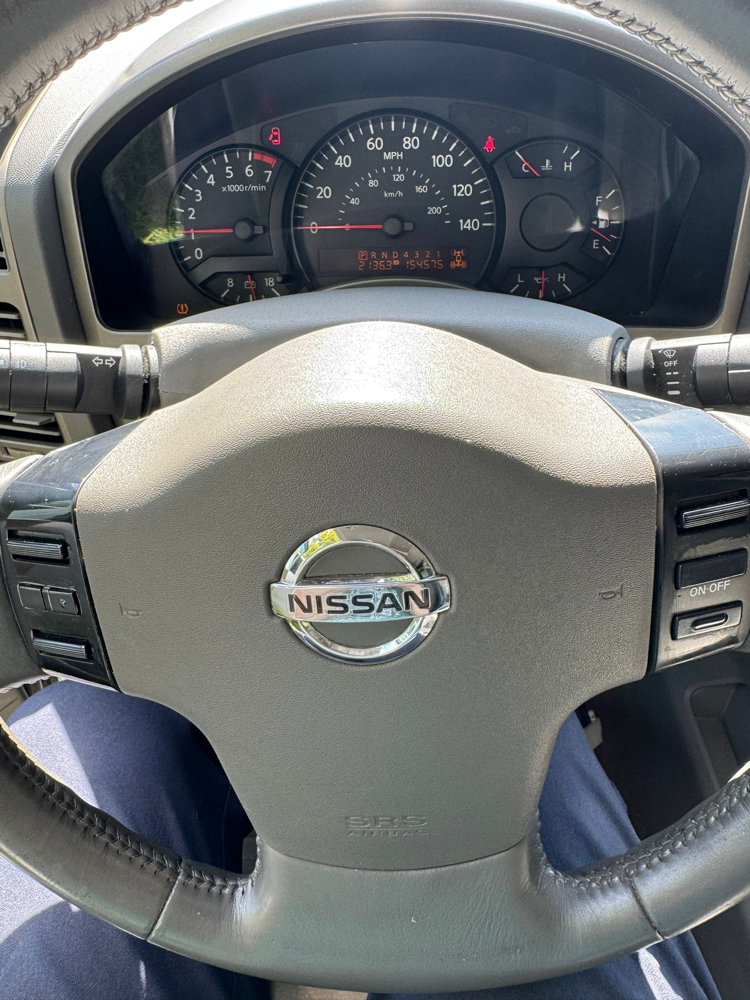 
								2004 Nissan Titan, $6.000 full									